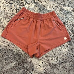 Women's Vuori Dash Shorts
